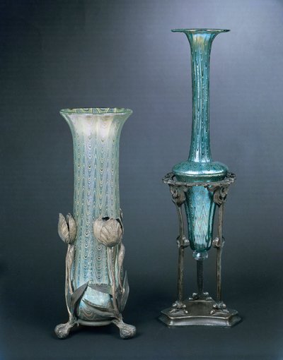 Vases conçus par le professeur Rudolf Bakalowits pour la firme Bakalowits und Soehne, Vienne, 1902 - Austrian School